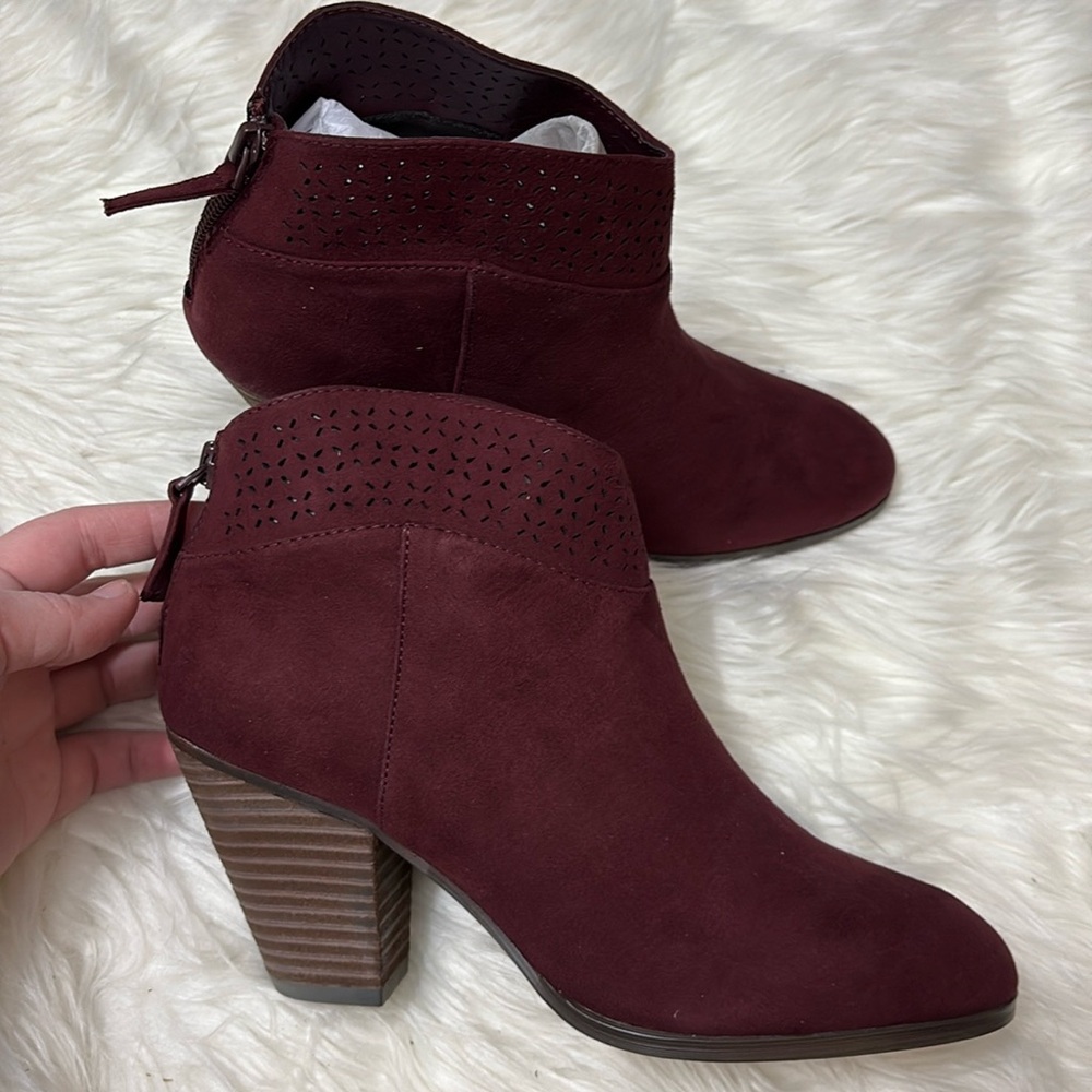 NWOT Violet & Red Jackson Lazer Cut Topline Bootie Burgundy Size 7 Stitch Fix